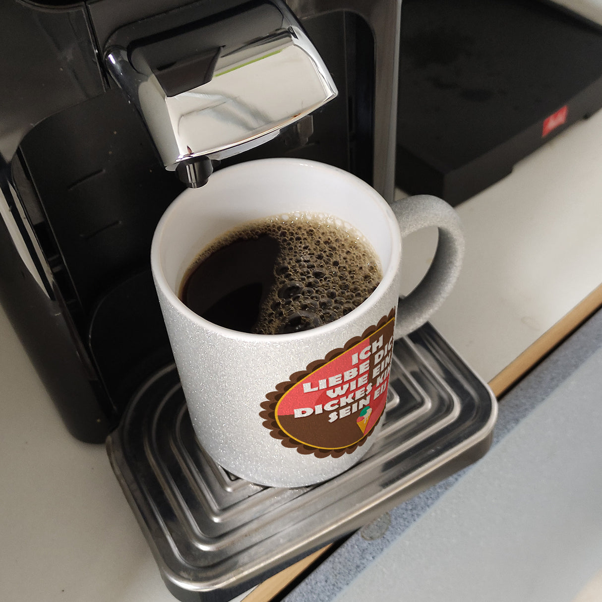 Kaffeebecher mit Spruch: Ich liebe dich wie ein dickes ...