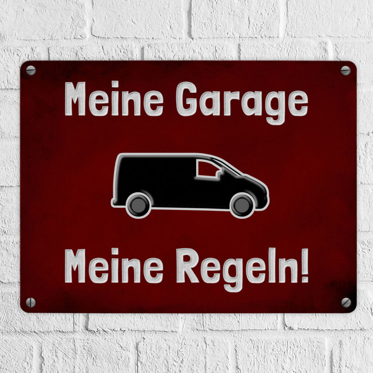 Meine Garage Meine Regeln! Metallschild in 15x20 cm mit Auto und rotem Hintergrund