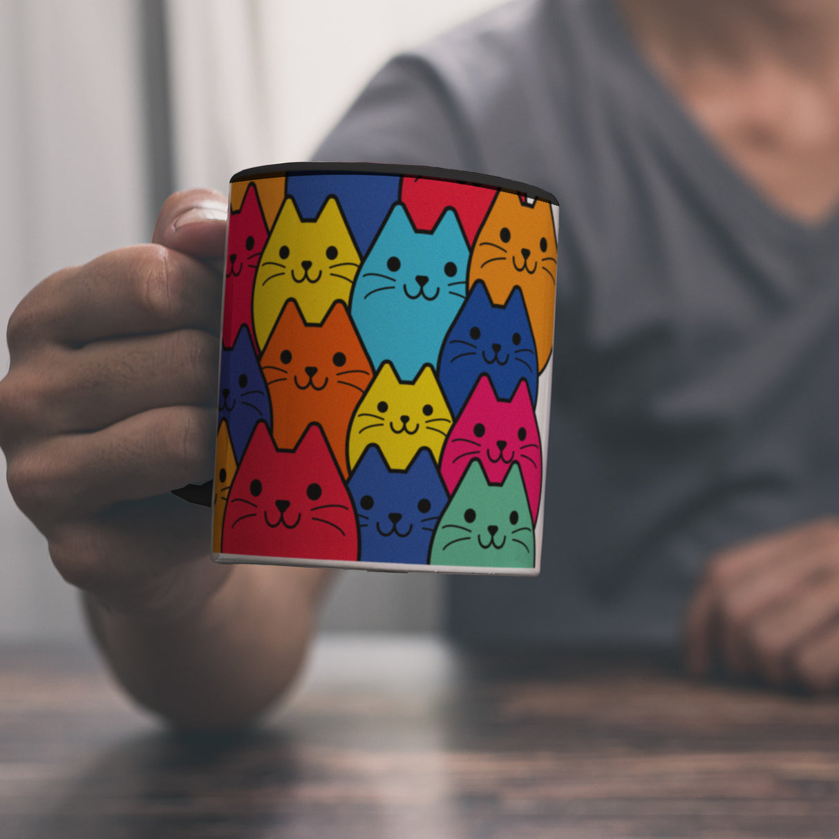 Kaffeebecher mit Katzen Motiv - Buntes Wimmelbild mit Comic Kätzchen