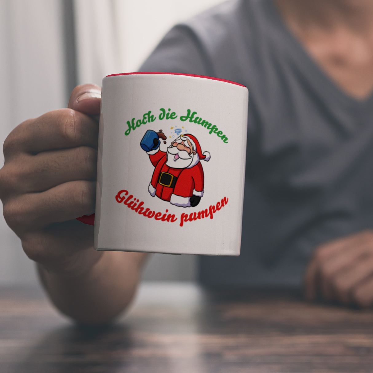 Kaffeebecher mit betrunkenem Weihnachtsmann - Hoch die Humpen, Glühwein pumpen