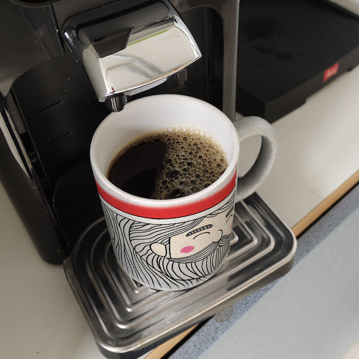 Santa Claus Kaffeebecher mit tollem weihnachtlichem Motiv