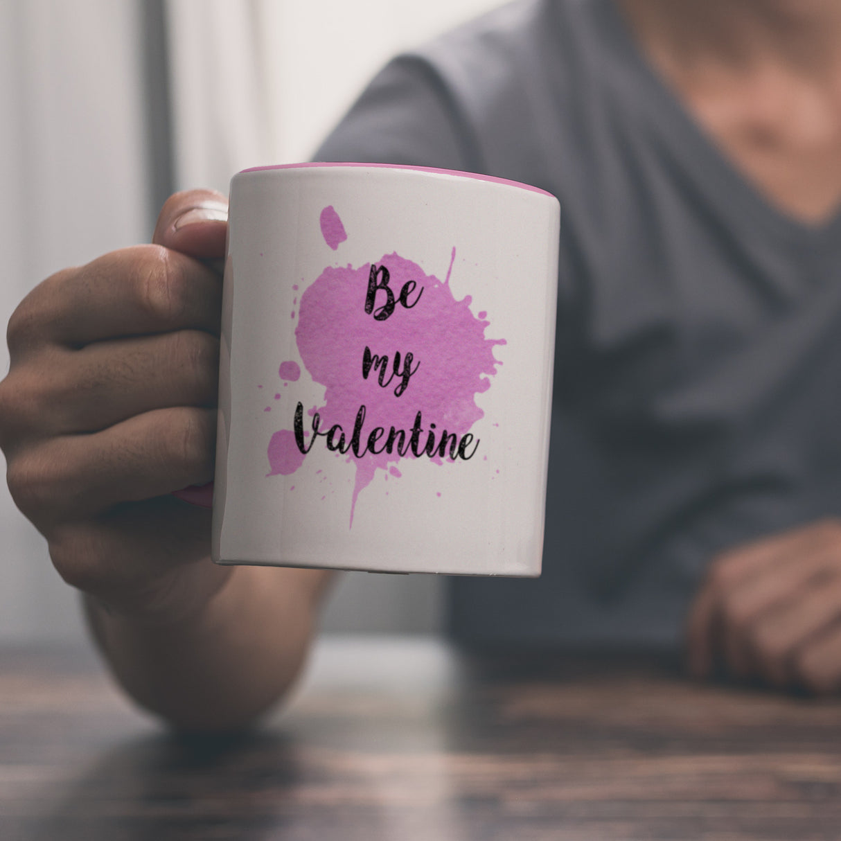 Be my Valentine Kaffeebecher mit rosa Farbkleks