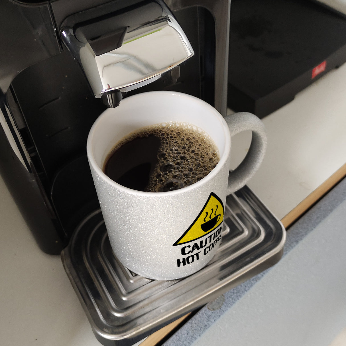 Caution Hot Coffee Kaffeebecher mit Warnsymbol