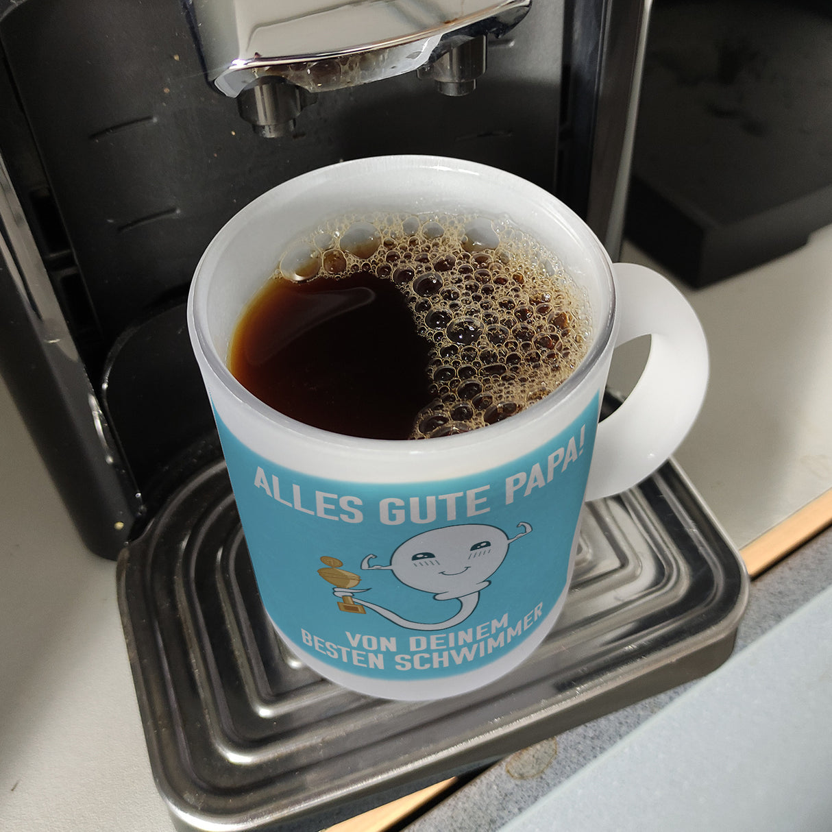 Alles gute Papa von {deinem besten Schwimmer} Kaffeebecher zum Vatertag