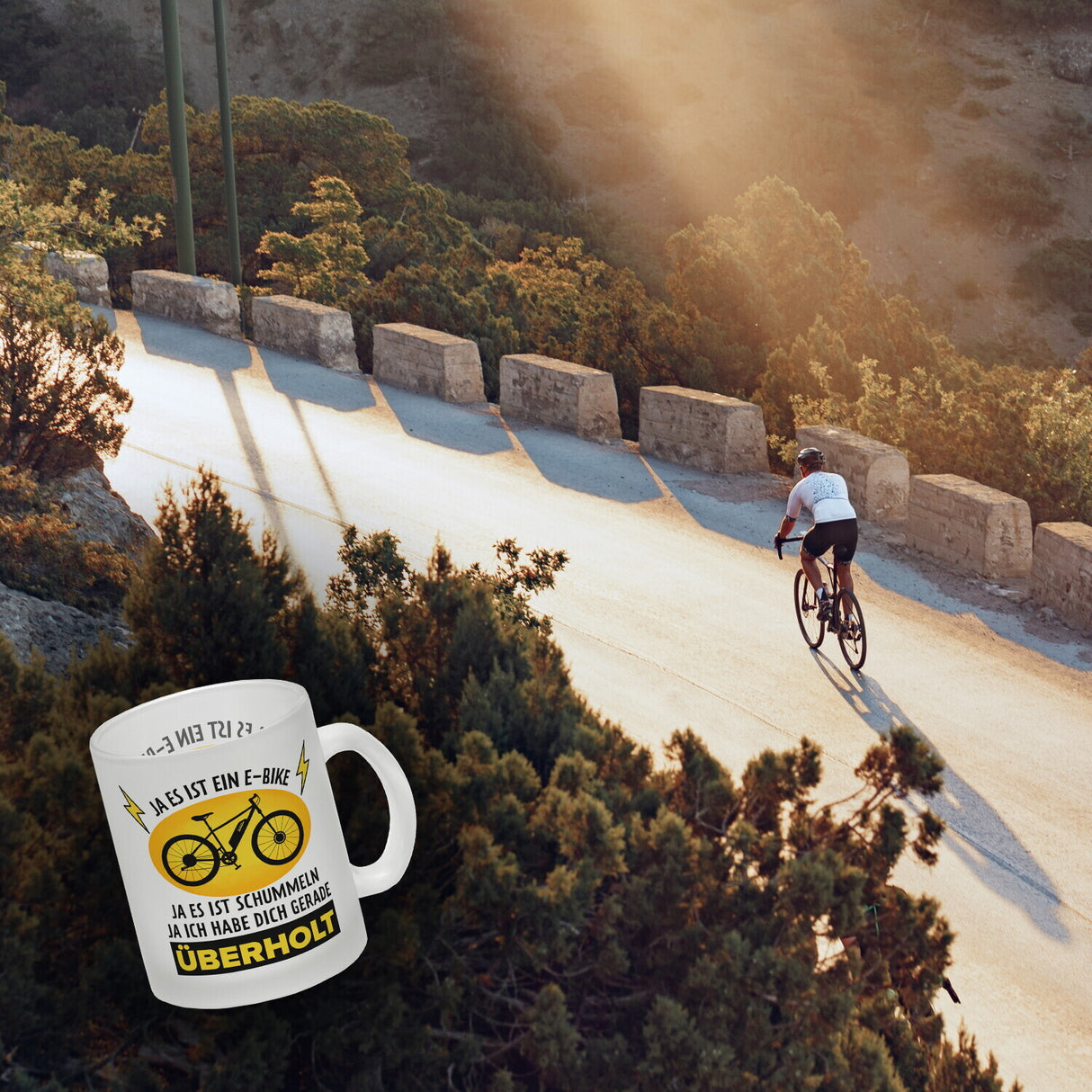 Ja es ist ein E-Bike Kaffeebecher mit lustigem Spruch