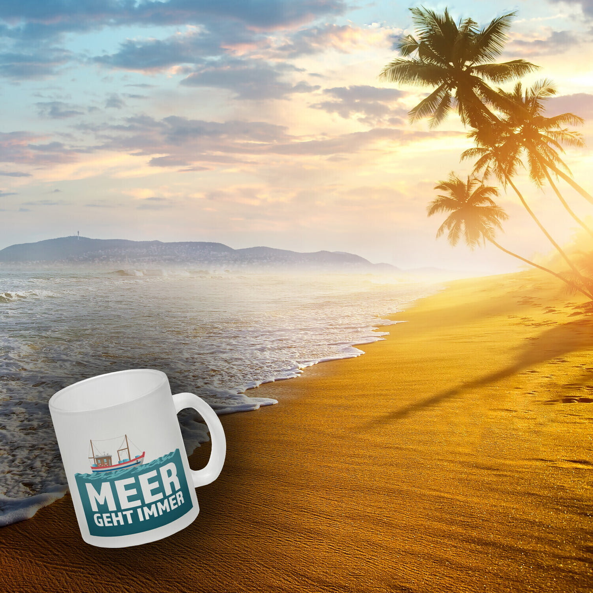 Meer geht immer Kaffeebecher mit Boot für Urlauber