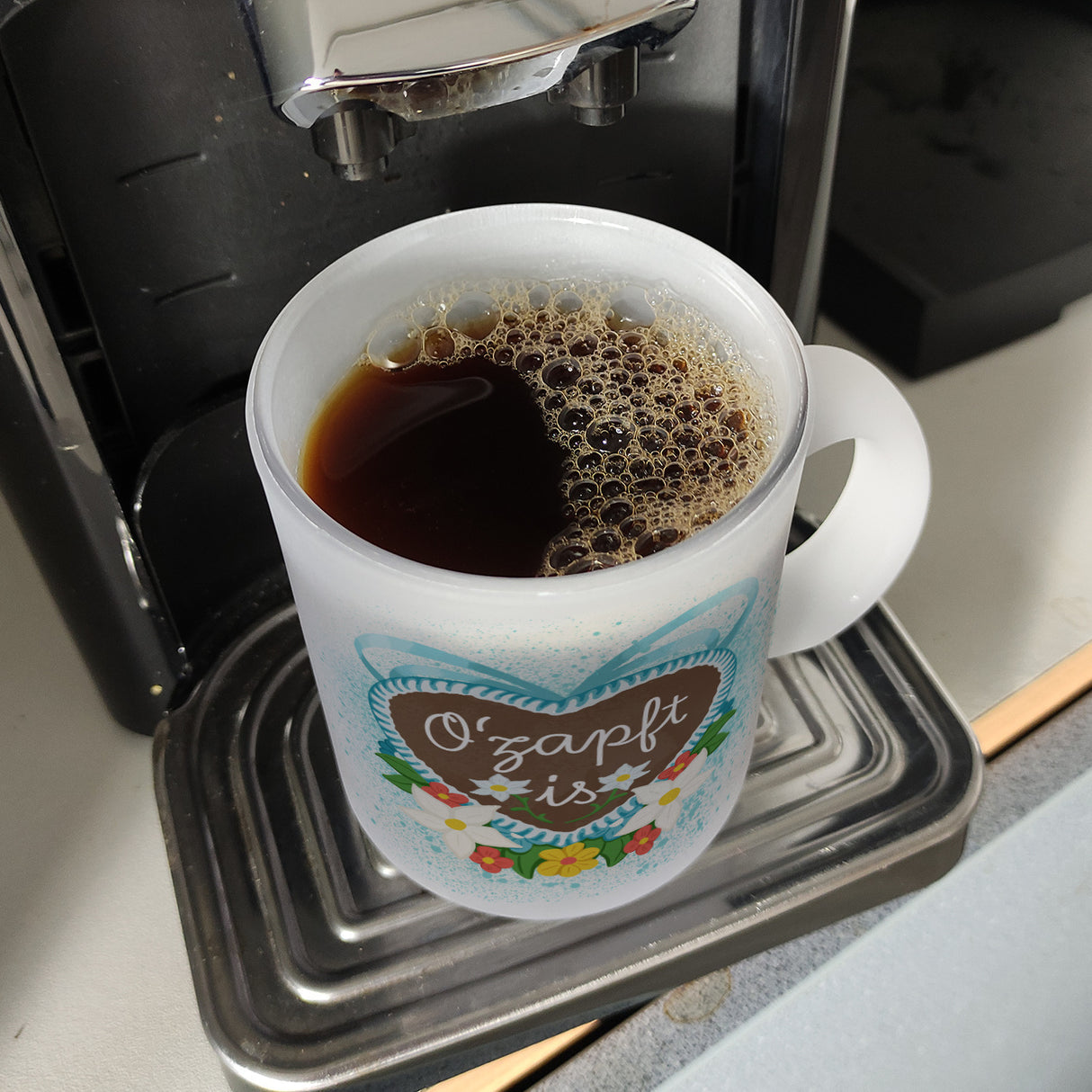 O'zapft is Kaffeebecher für das Oktoberfest