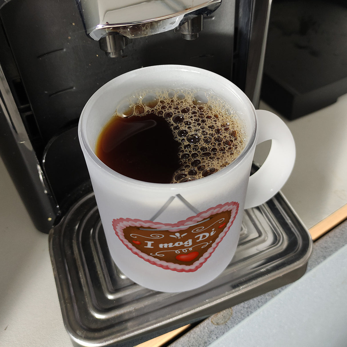 I mog di Kaffeebecher mit Lebkuchenherz