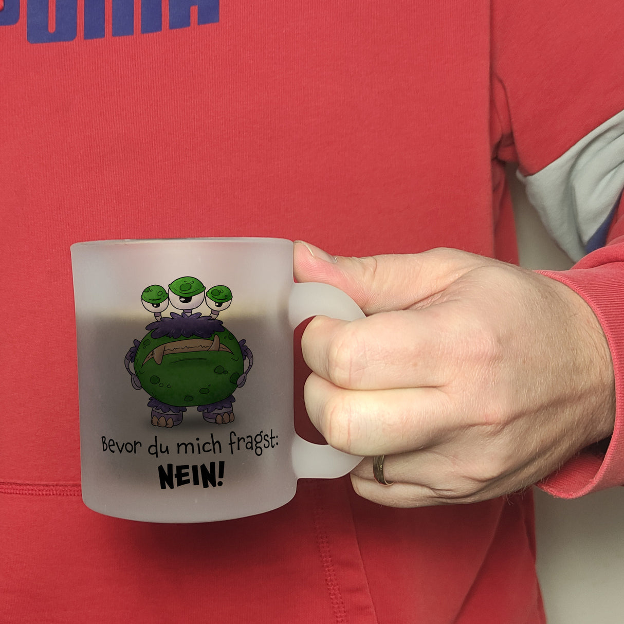 Freches Monster -lila Kaffeebecher mit lustigem Spruch