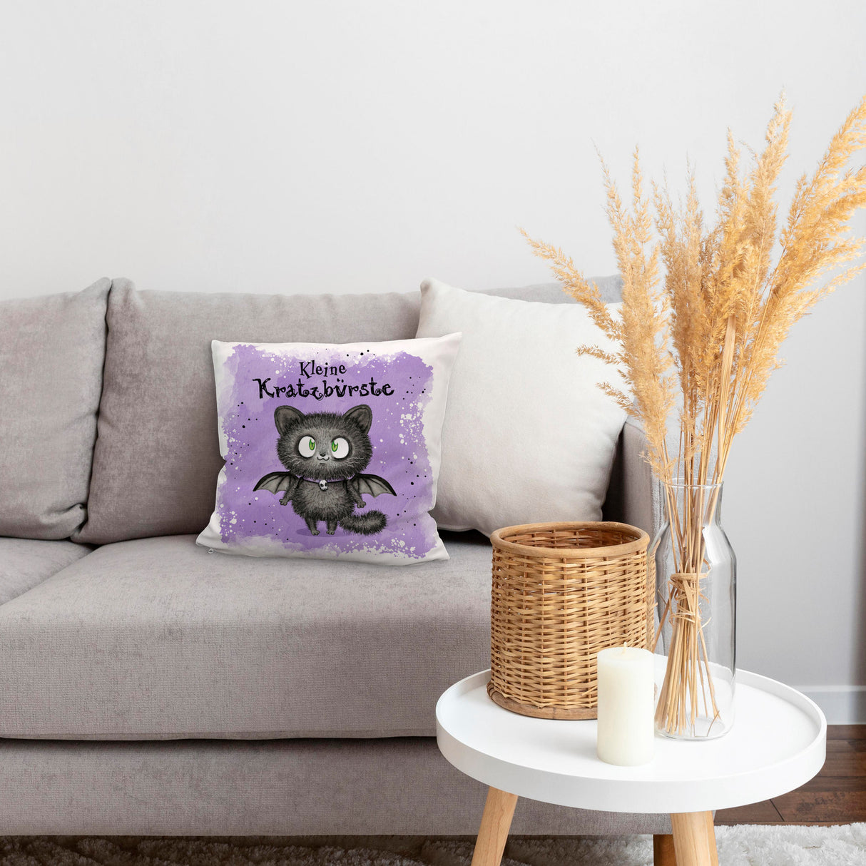 Kleine Kratzbürste Kissen mit Fledermaus-Katze
