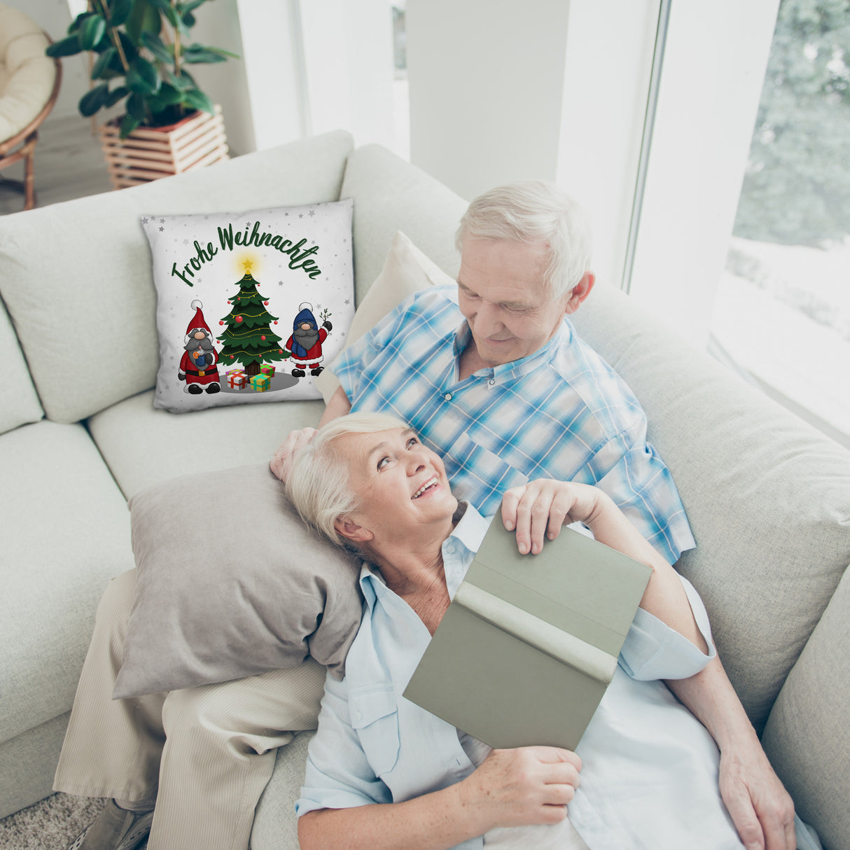 Weihnachtswichtel Kissen mit Spruch Frohe Weihnachten