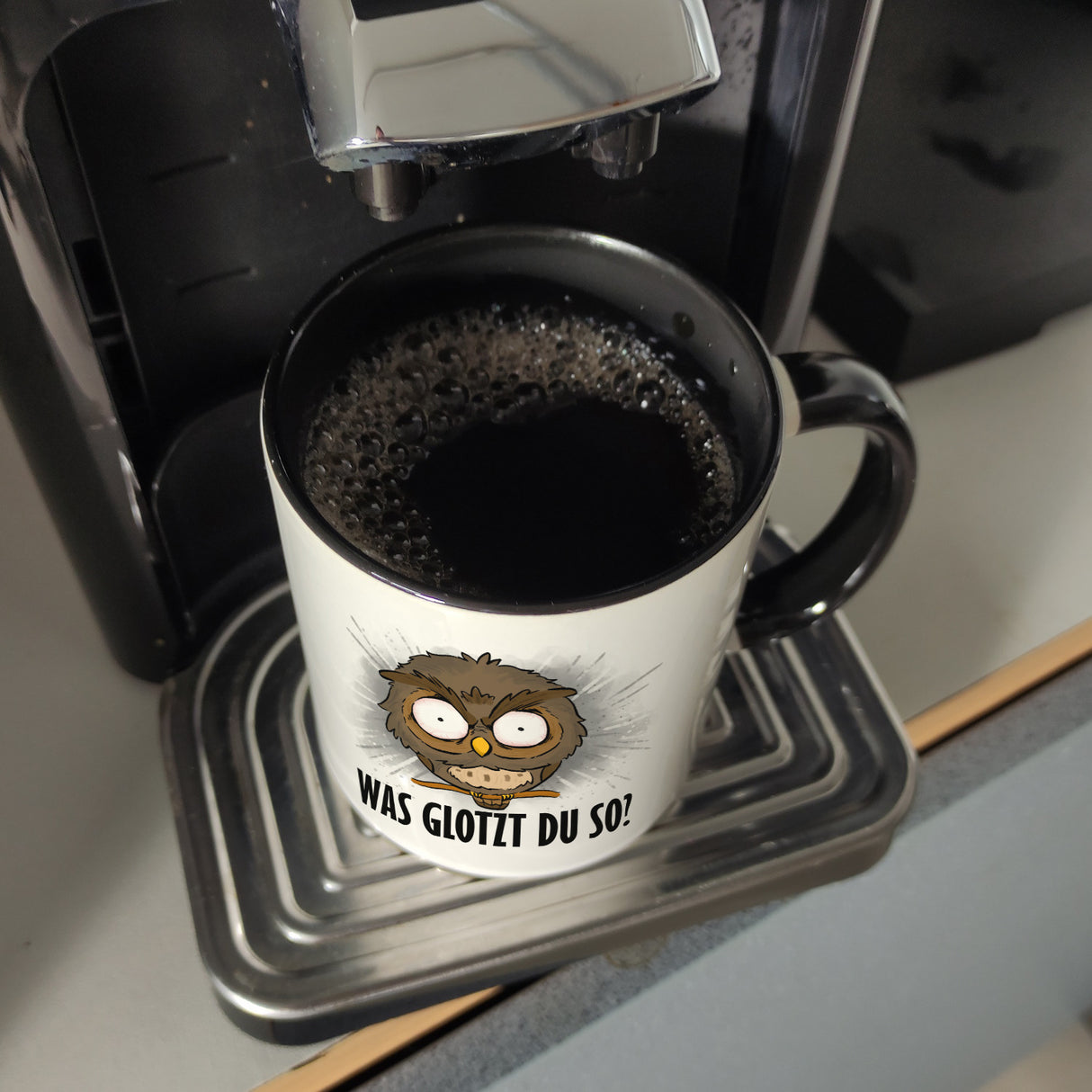 Eule Kaffeebecher mit Spruch Was glotzt du so?