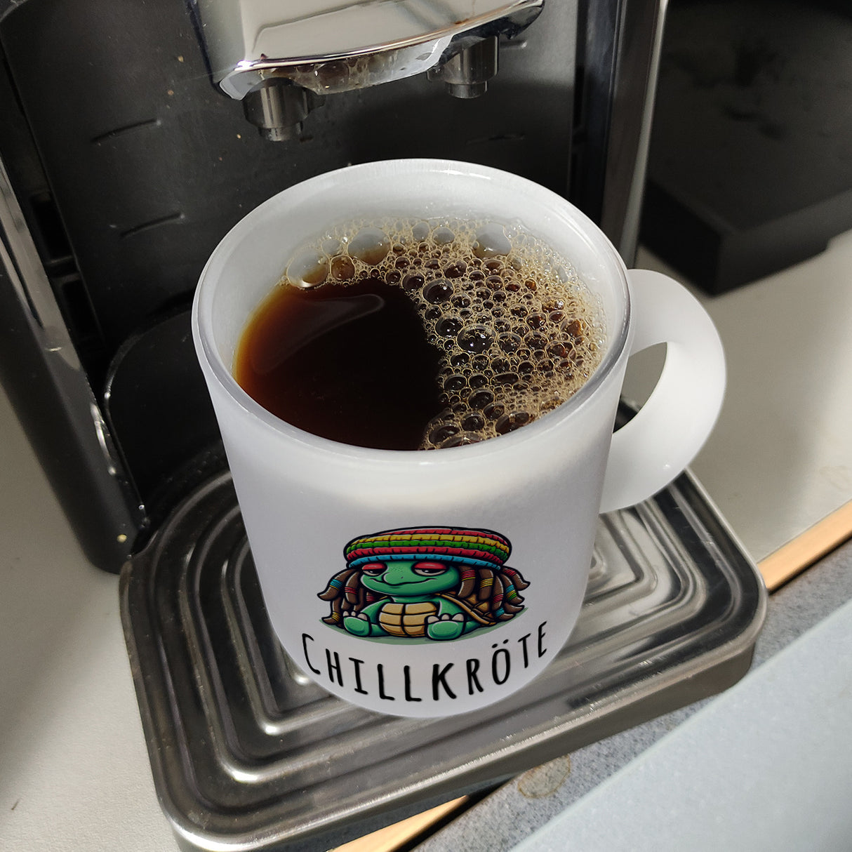Schildkröte Rastafari Kaffeebecher mit Spruch Chillkröte
