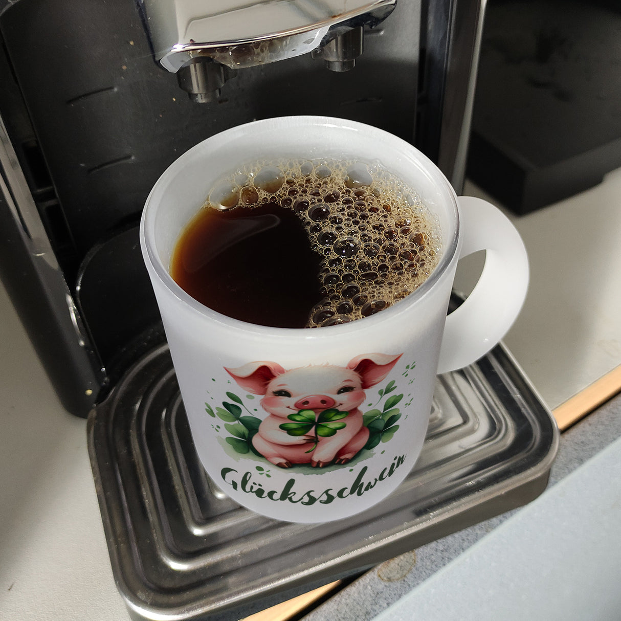 Glücksschwein mit Kleeblatt Kaffeebecher