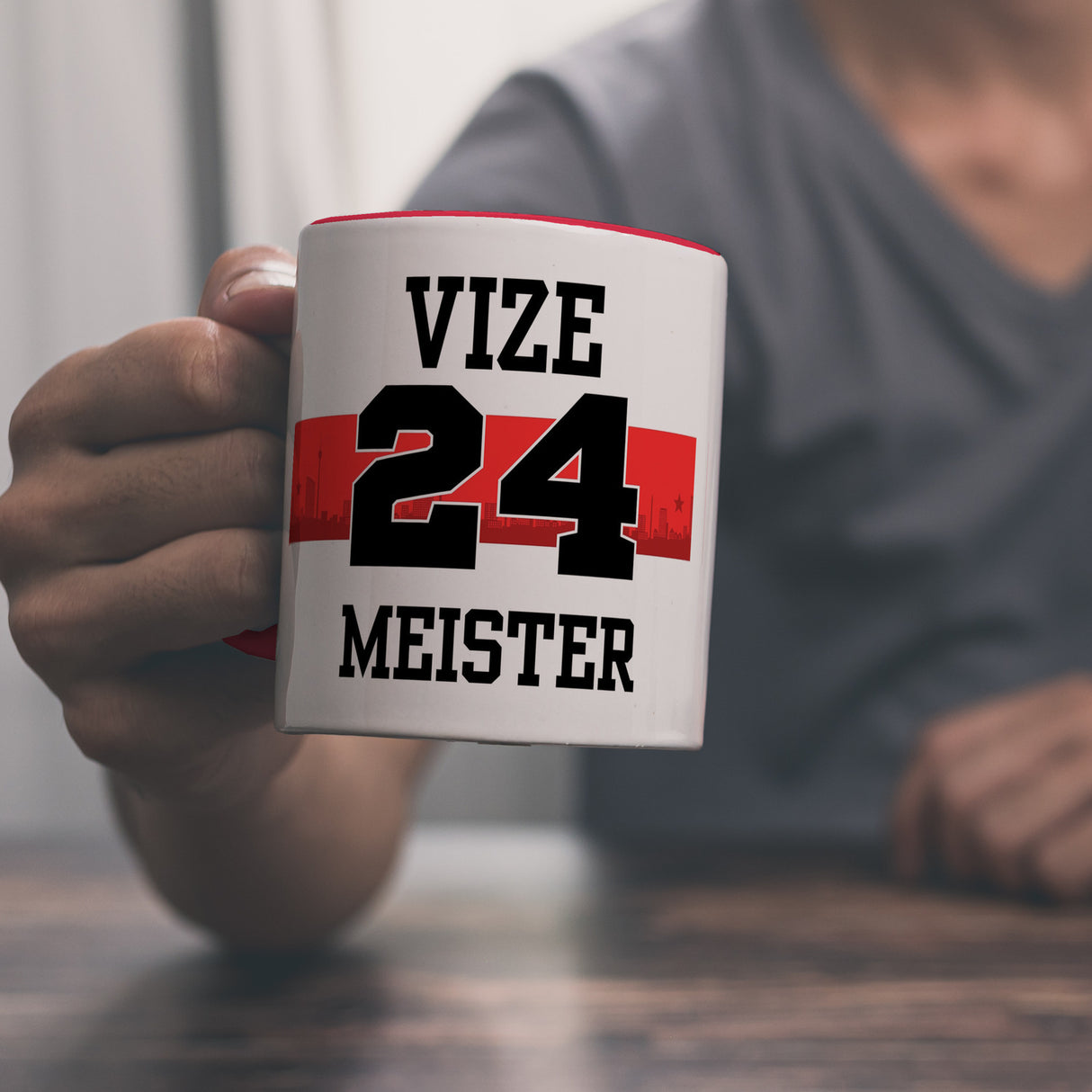 Stuttgart Brustring Kaffeebecher mit Spruch Vizemeister 2024