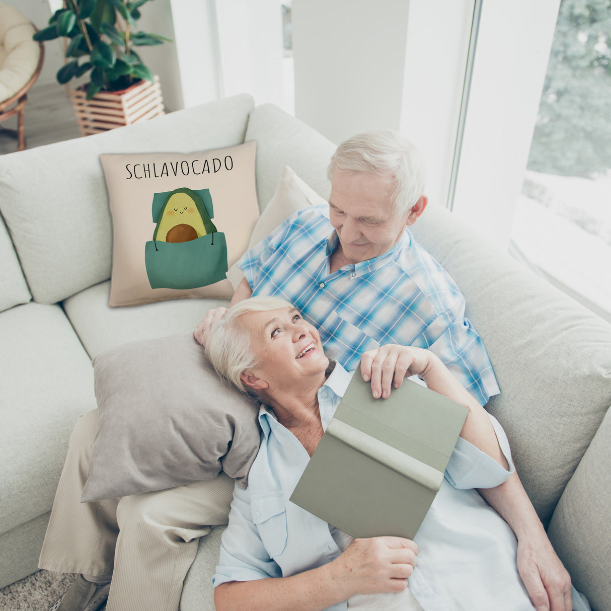 Schlafende Avocado Kissen mit Spruch Schlavocado