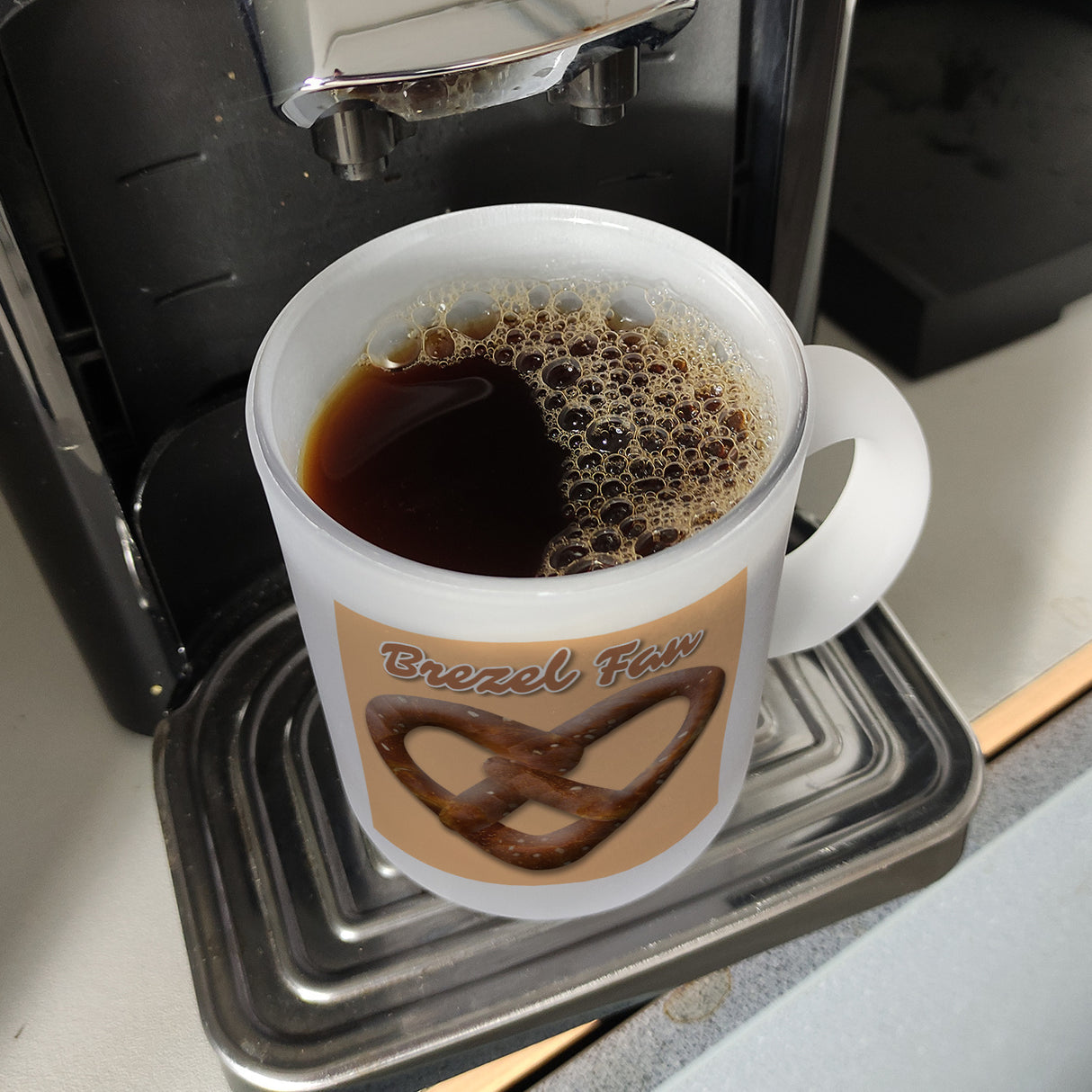 Brezelherz Kaffeebecher mit Spruch Brezel Fan
