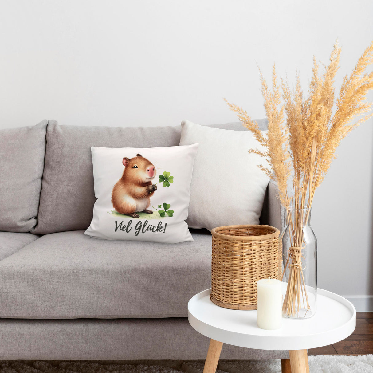 Capybara mit Kleeblatt Kissen mit Spruch Viel Glück