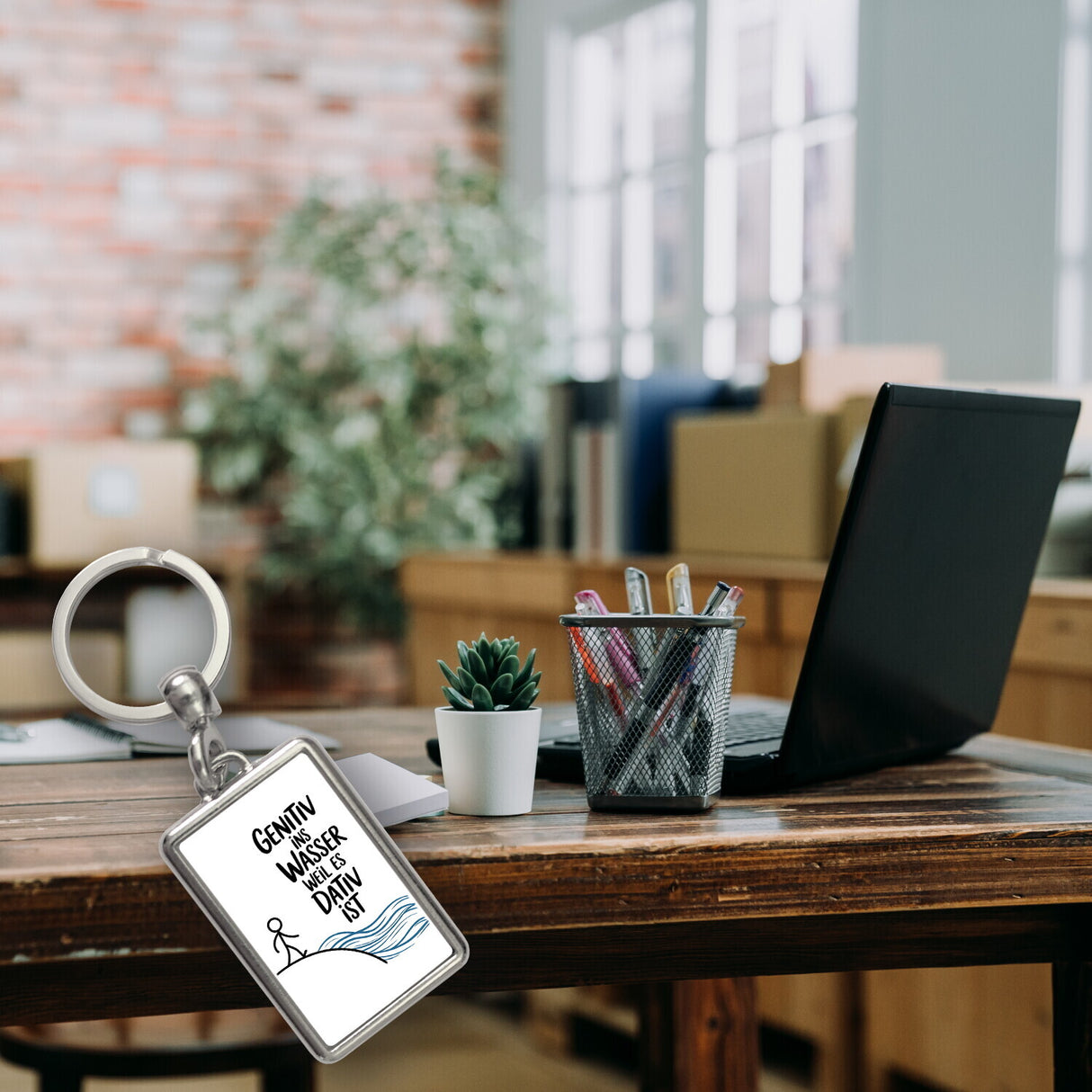 Genitiv ins Wasser, weil es Dativ ist Schlüsselanhänger Grammatik Witz