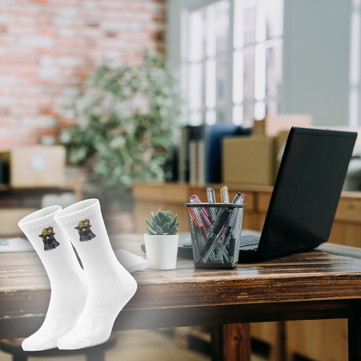 epicsocks Alpen Charme Wald und Luft Alpendohle Socken in 37-41 im Paar