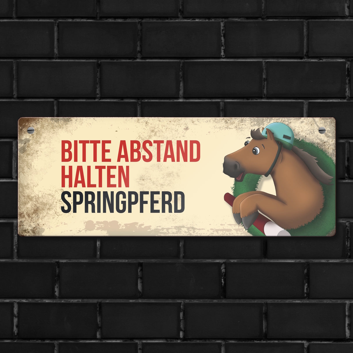 Metallschild mit braunem Springpferd Motiv und Spruch: Bitte Abstand halten