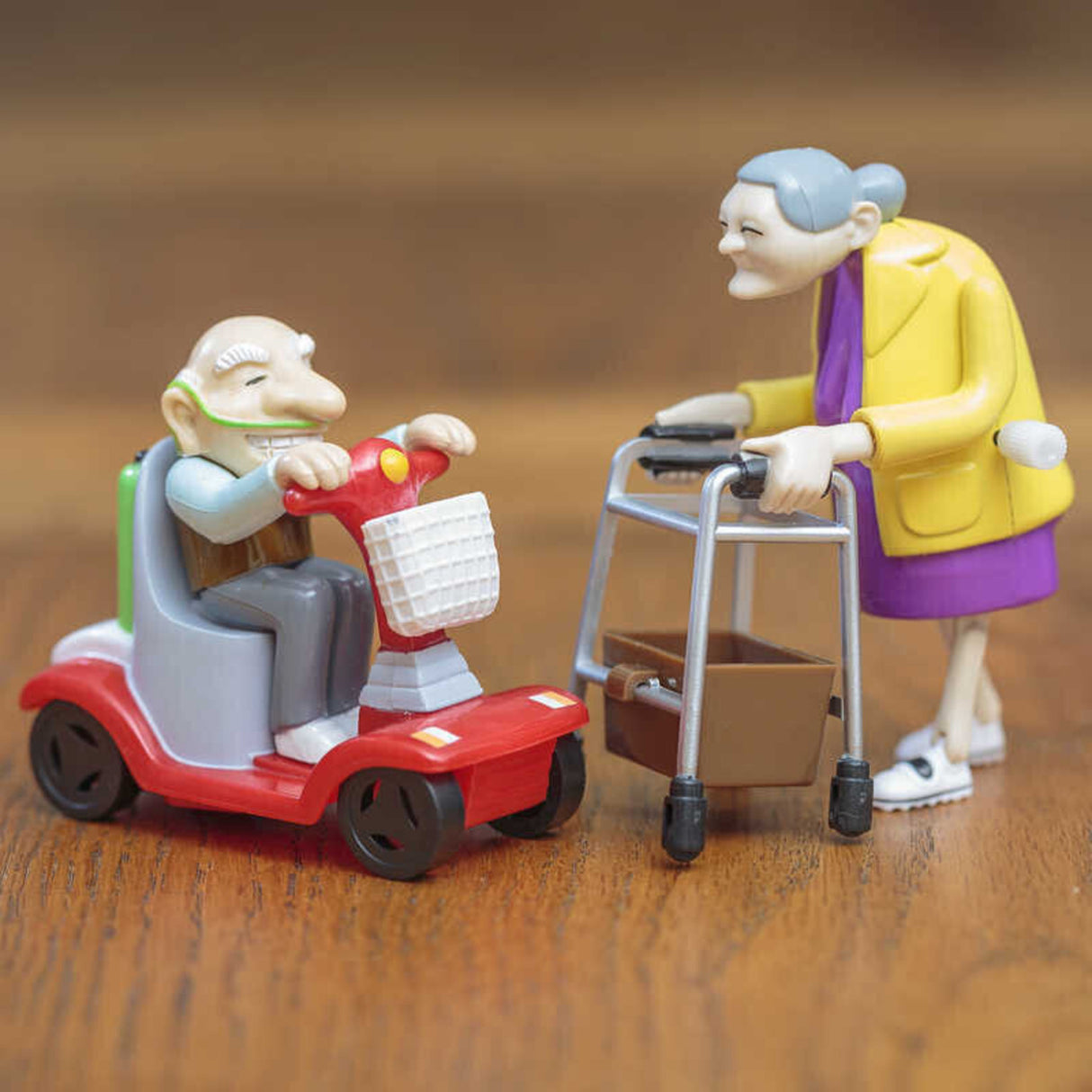 Racing Granny & Speeding Grandad - aufziehbare Senioren