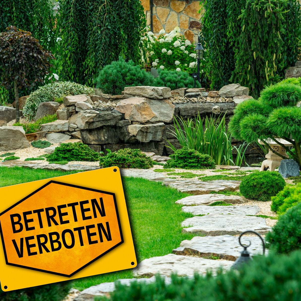 Betreten verboten Warn- und Hinweisschild in Gelb und Schwarz