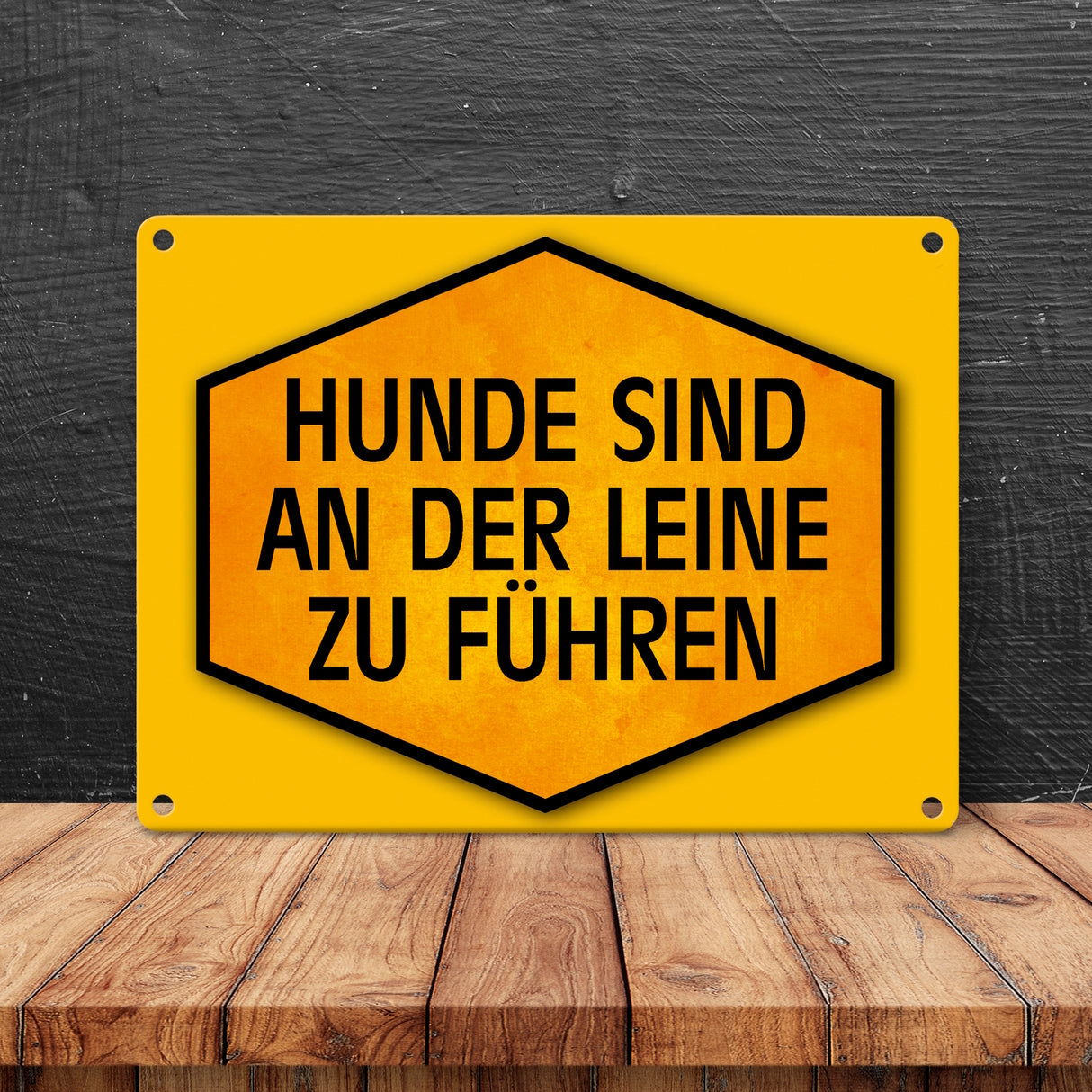Hunde sind an der Leine zu führen Warn- und Hinweisschild in Gelb und Schwarz