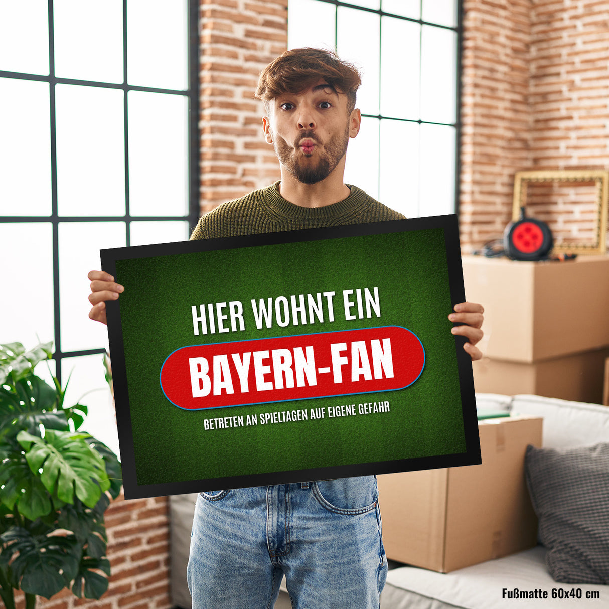 Hier wohnt ein Bayern-Fan Fußmatte mit Rasen Motiv