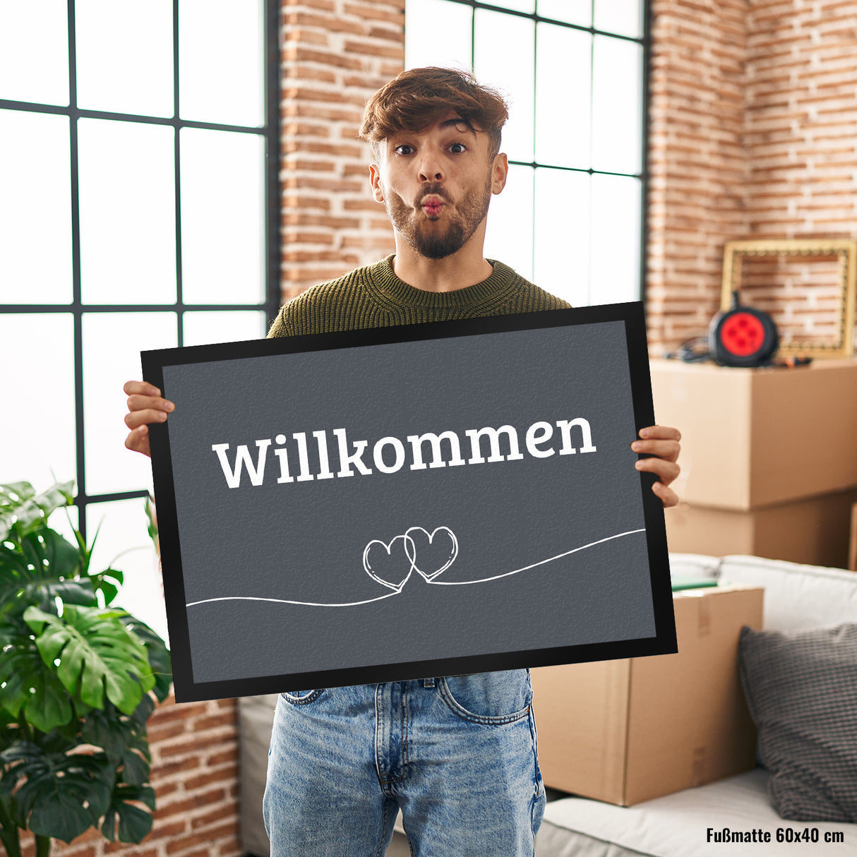 Fußmatte Willkommen in dunkelgrau mit Herzen