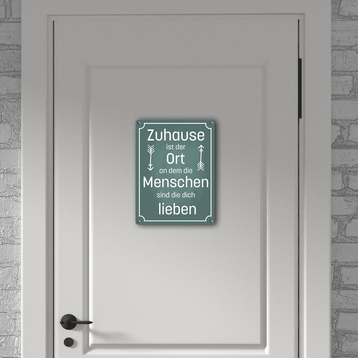 Metallschild mit schönem Spruch über das Zuhause für das Wohnzimmer