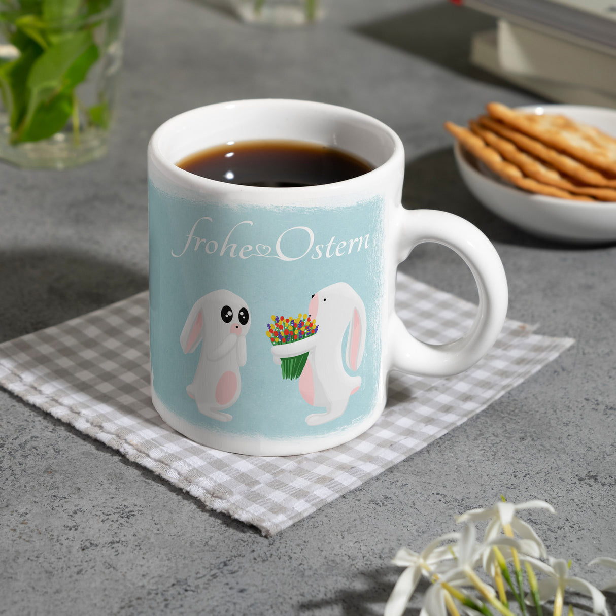 Frohe Ostern Kaffeebecher mit süßen Häschen