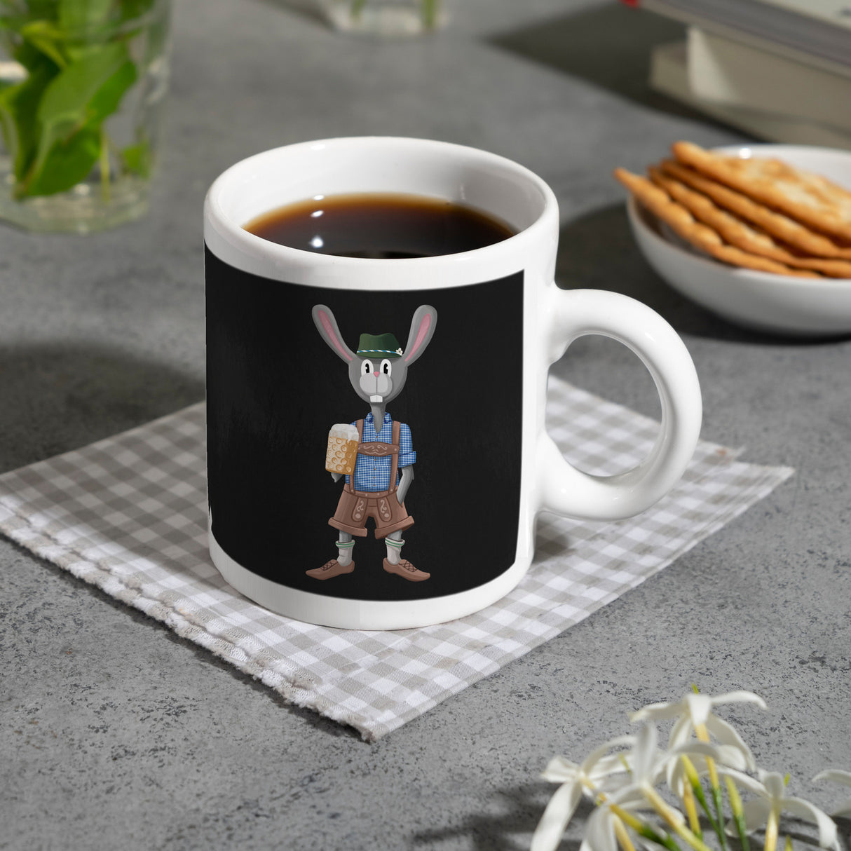 Süffige Ostern Kaffeetasse mit bayerischem Osterhasen in Lederhosen
