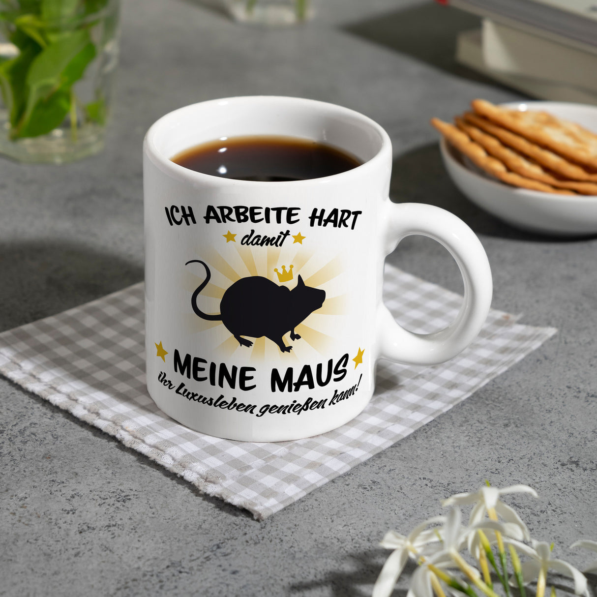 Ich arbeite hart für das Luxusleben meiner Maus Haustier Kaffeebecher