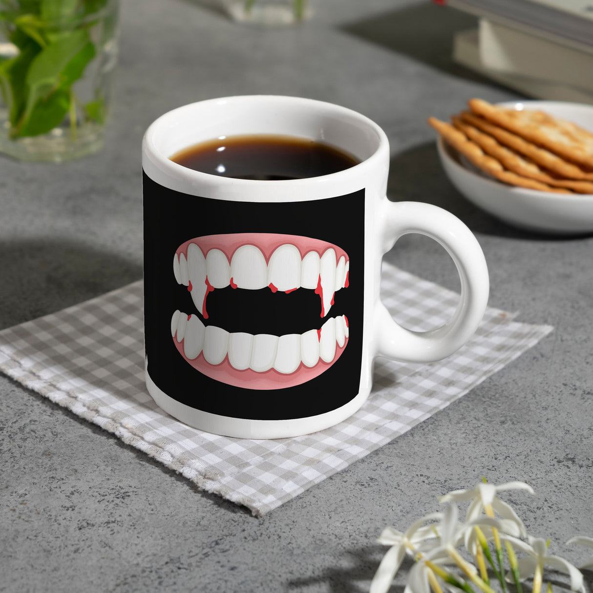 Vampirgebiss Horror Kaffeebecher für Halloween