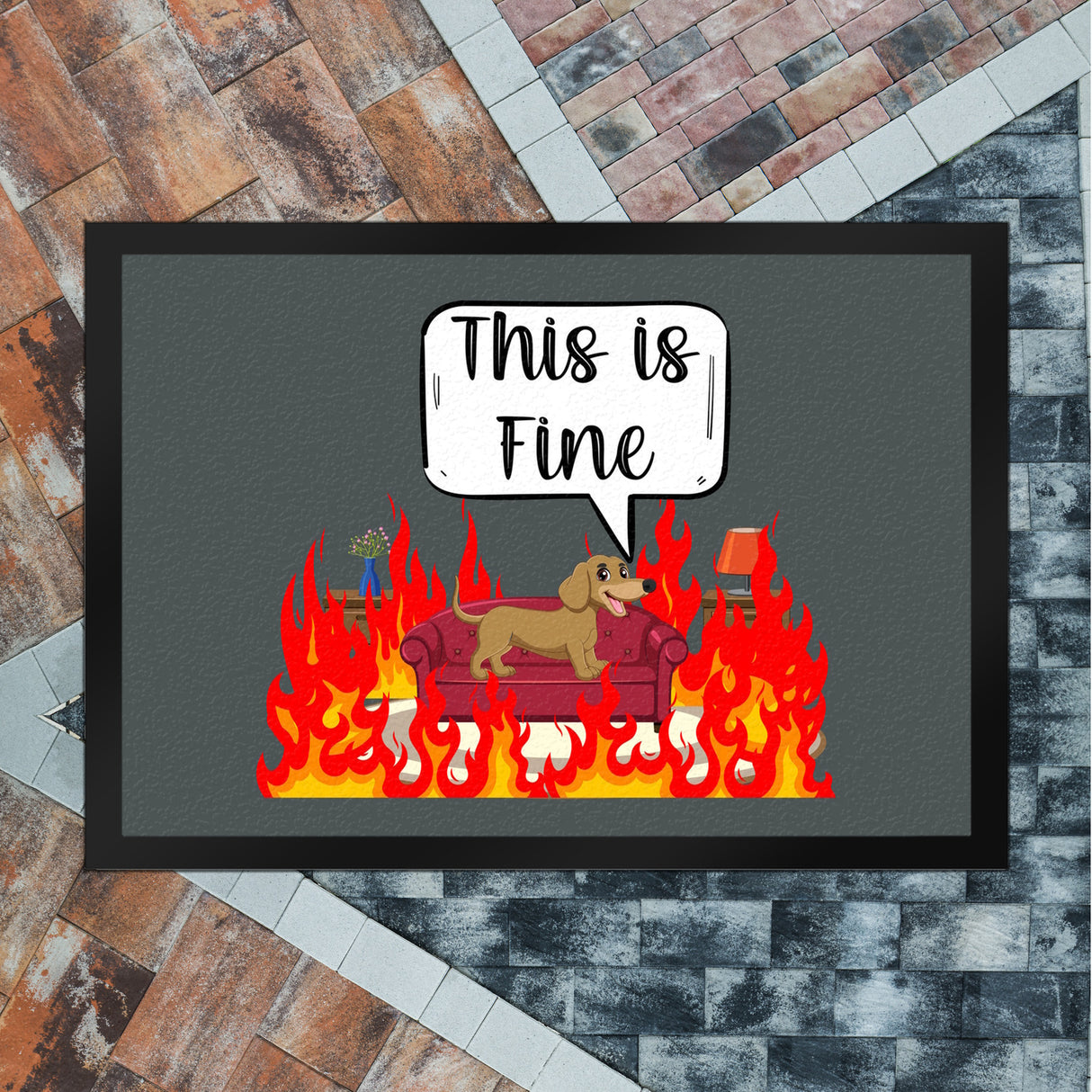 This is fine Fußmatte in 35x50 cm Dackel in brennendem Wohnzimmer