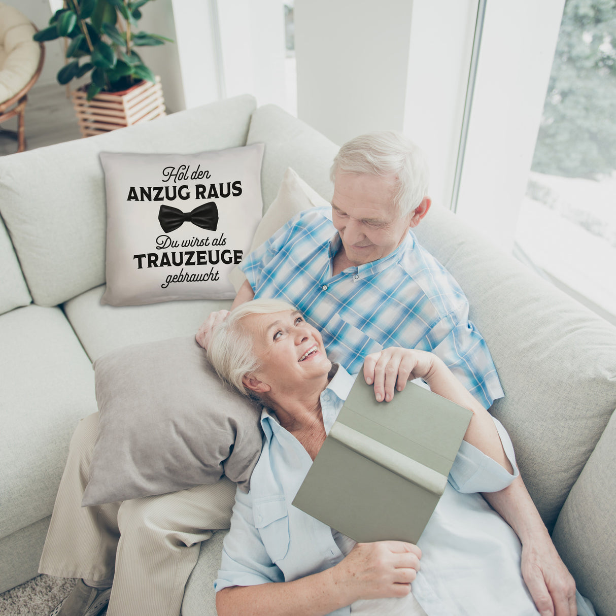 Hol den Anzug raus Trauzeuge Kissen mit Spruch