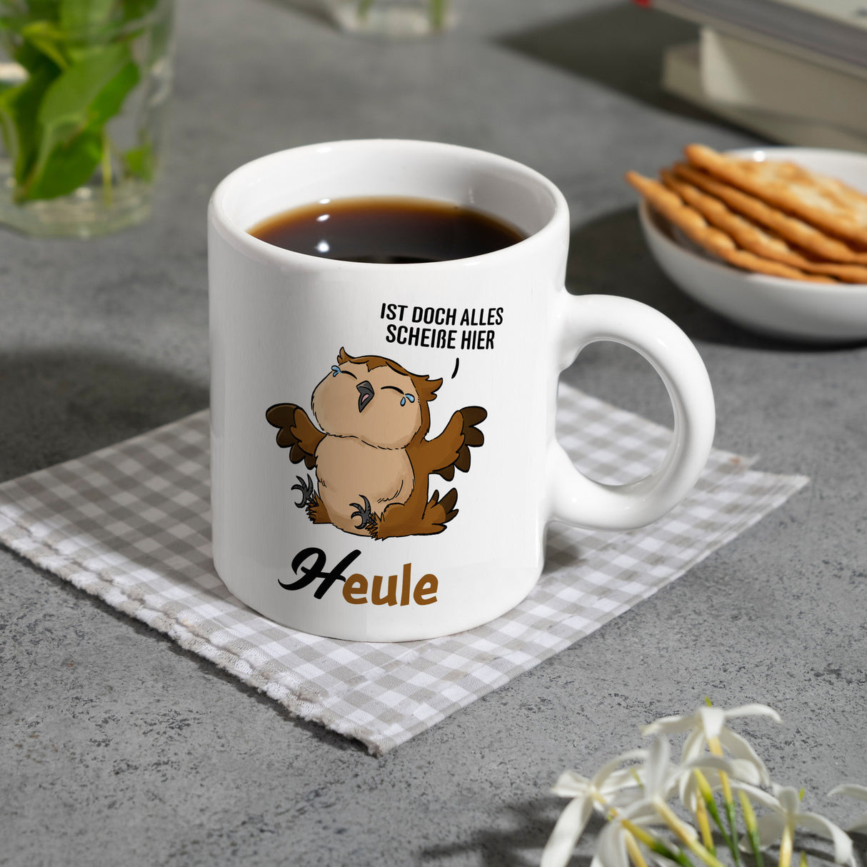 Eule - Heule Kaffeebecher mit Spruch Ist doch alles scheiße hier