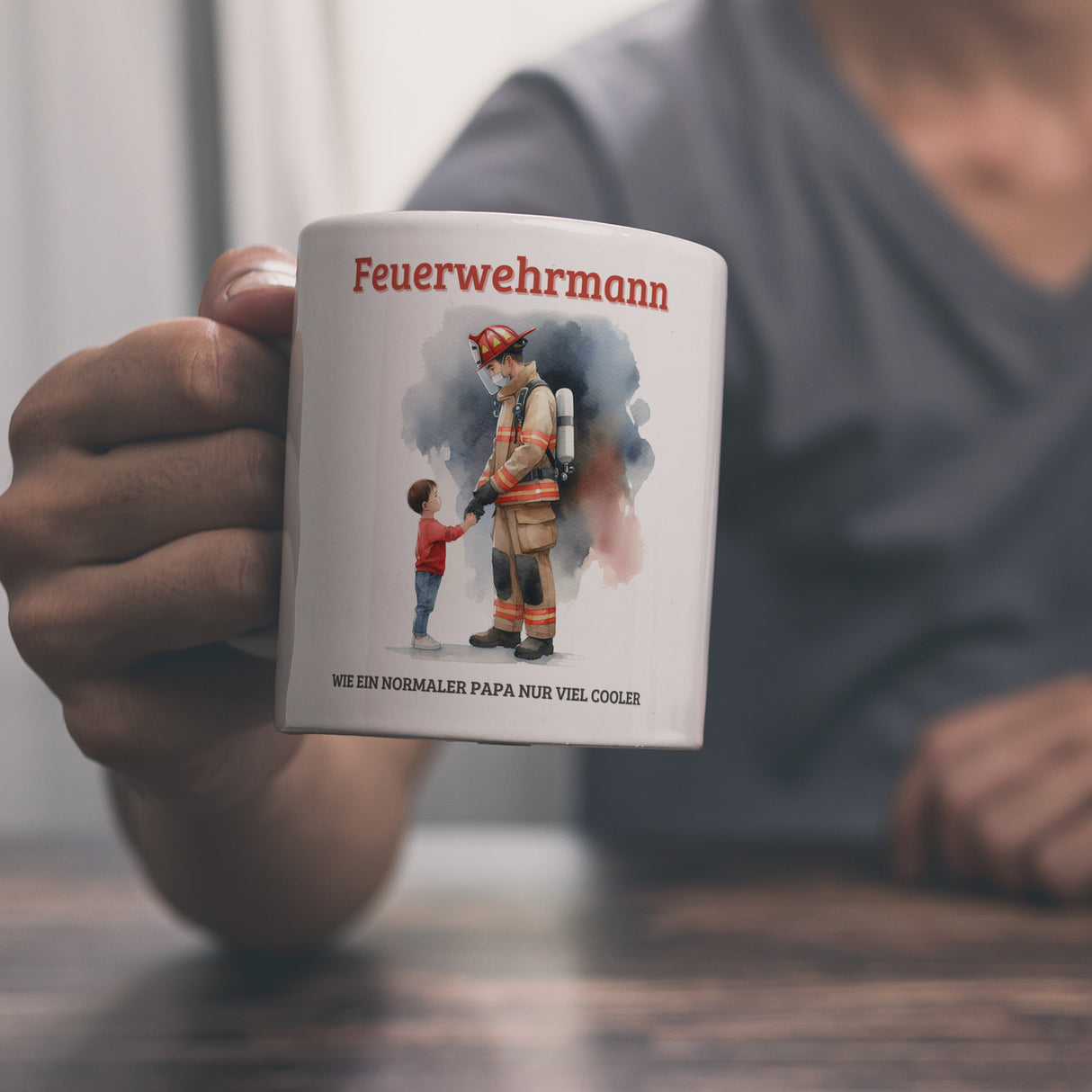 Feuerwehrmann mit Sohn Kaffeebecher