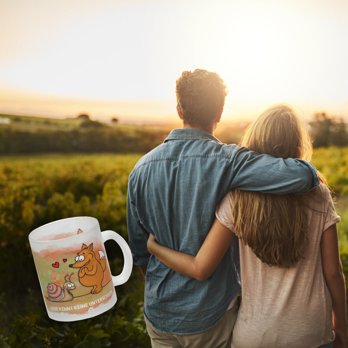 Kaffeebecher mit Fuchs und Schnecke Motiv und Spruch: Liebe kennt keine Unterschiede