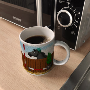 Kaffeebecher mit schwarzes Springpferd Motiv