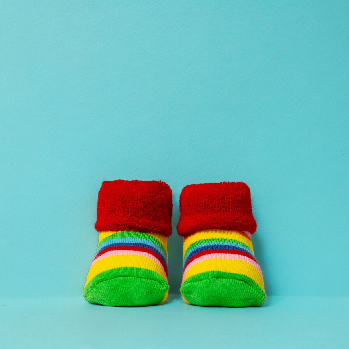 Regenbogen Socken Cucamelon Kuschelsocken für Mama und Baby in 38-40 und für Neugeborene (2 Paare)