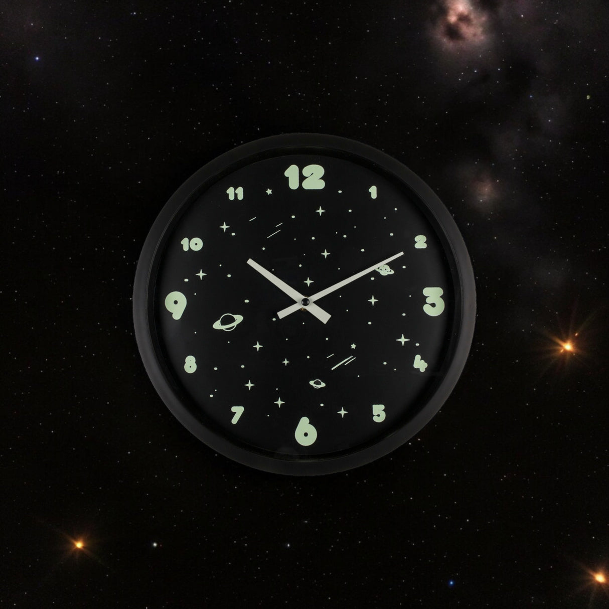 Glow in the Dark Weltraum Wanduhr Kinder Space Uhr für das Kinderzimmer
