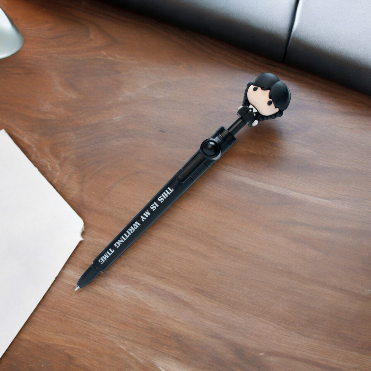 Wednesday Addams Fidget Kugelschreiber mit abnhembarer Figur