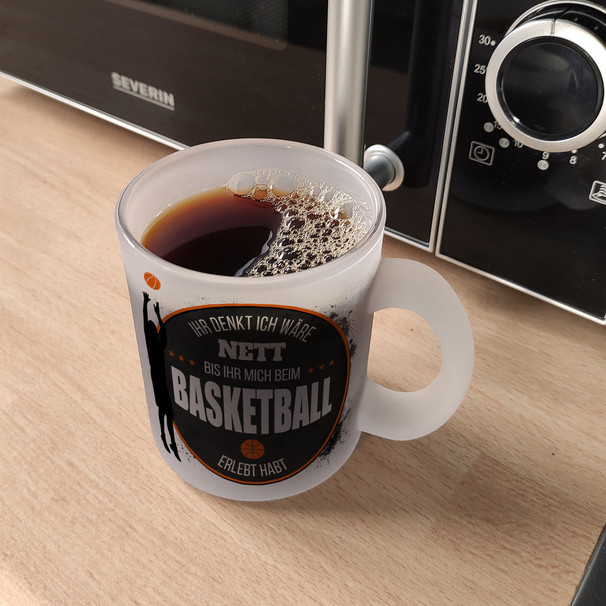 Ihr denkt ich wäre nett, bis ihr mich beim Basketball erlebt habt Kaffeebecher