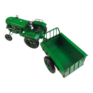 Traktor mit Anhänger Dekoartikel aus Metall in grün