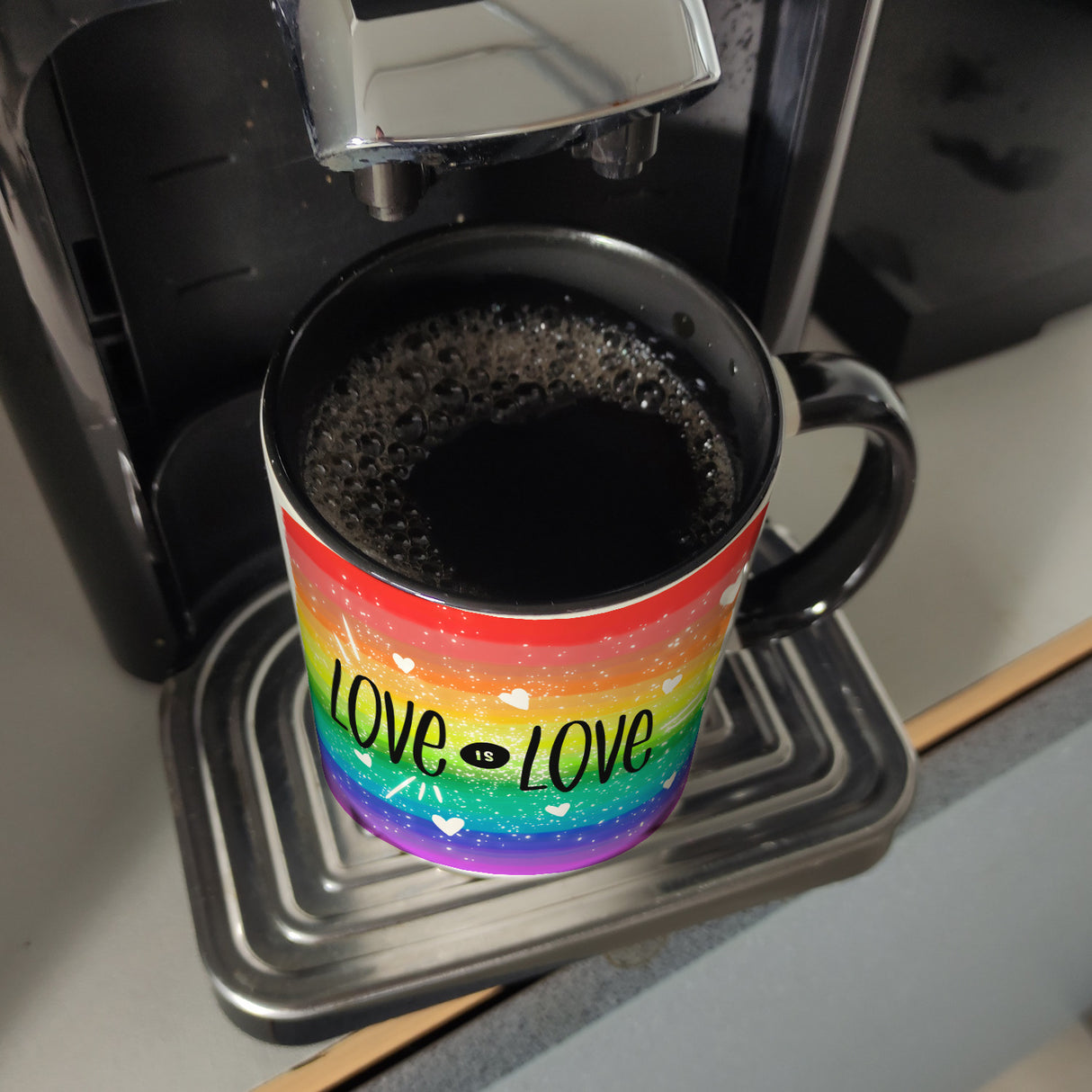 Love is Love Regenbogen Kaffeebecher