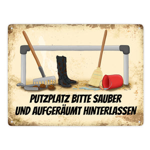 Reiter Metallschild mit Putzstelle Motiv und Spruch: Bitte Putzplatz säubern