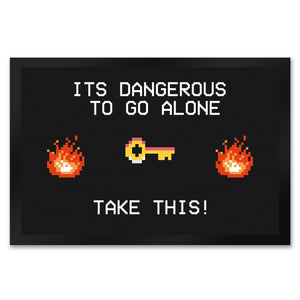 Dangerous to go Alone Fußmatte für alle Retro Zocker mit Pixel-Motiv
