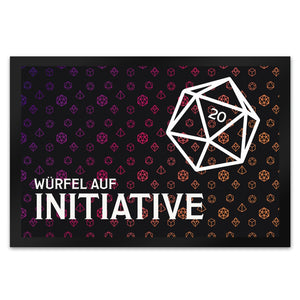 Tabletop Fußmatte mit Würfelmuster und Spruch: Würfel auf Initiative